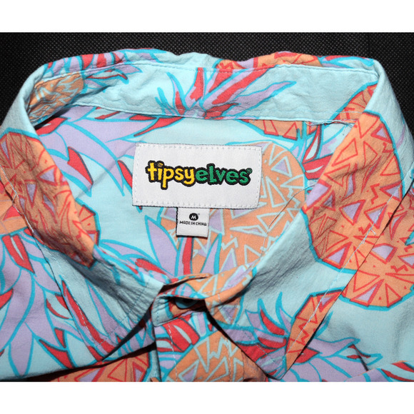 tipsyelves Men's Short Sleeve Button Front Pina Colada Print Shirt Size Medium - Picture 5 of 6